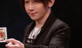 刘谦春晚2024魔术表演什么时候演 春晚刘谦表演的魔术